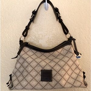 Dooney & Bourke 1975 signature purse